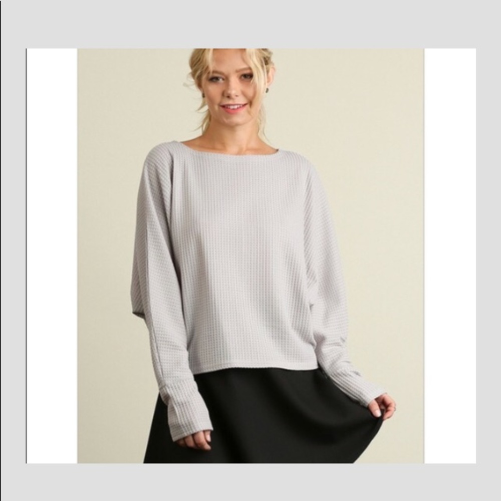 BRANDNEW Lightweight gray thermal top